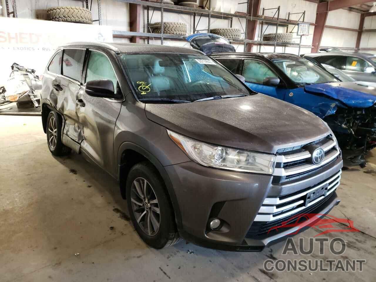 TOYOTA HIGHLANDER 2019 - 5TDJZRFH5KS990218