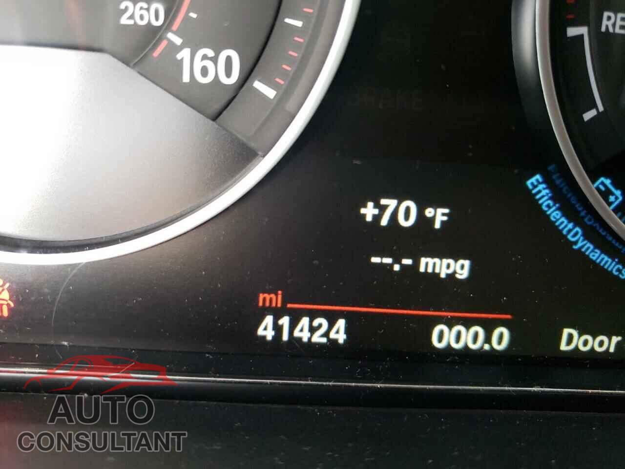 BMW 3 SERIES 2016 - WBA8E9G52GNU28771