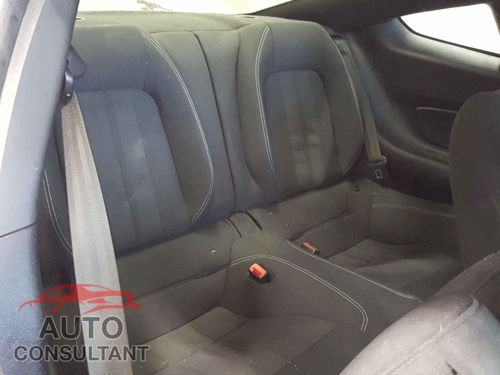 FORD MUSTANG 2019 - 1FA6P8TH8K5120548