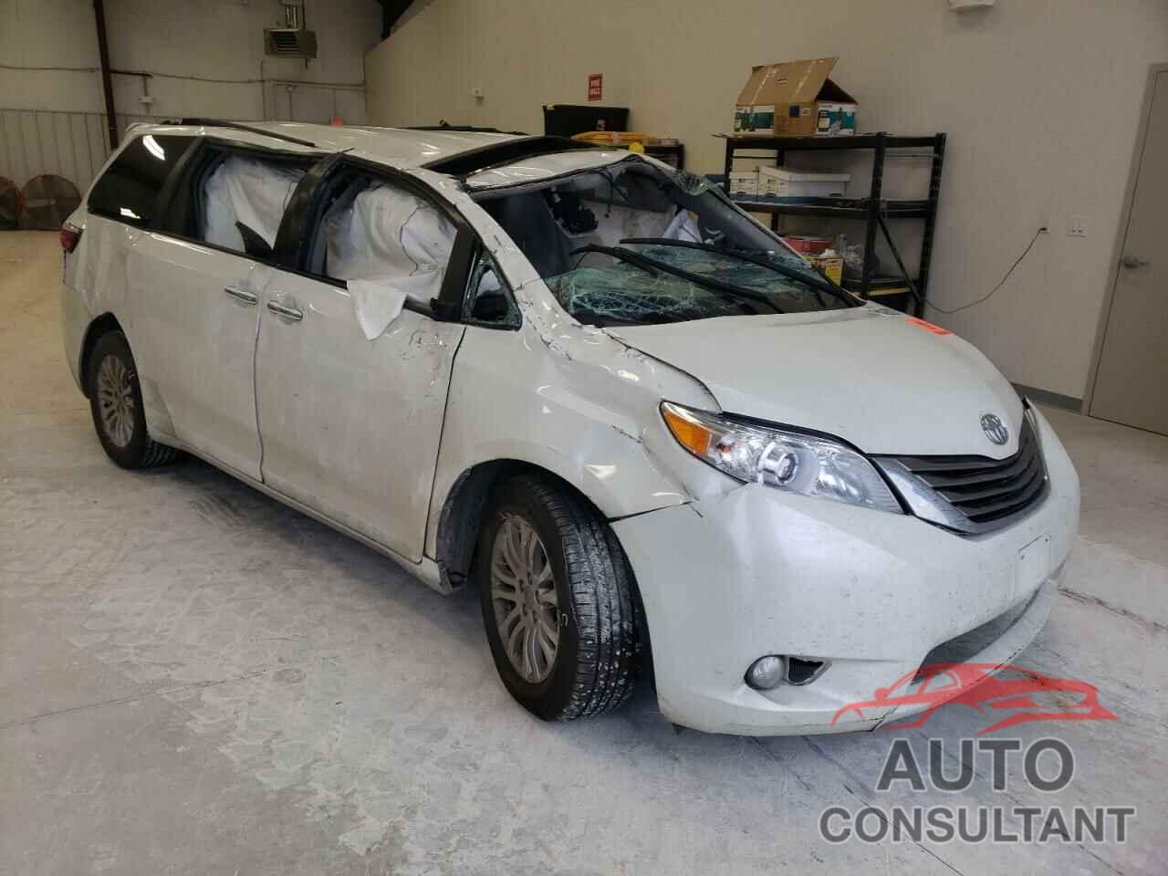 TOYOTA SIENNA 2017 - 5TDYZ3DC0HS816813