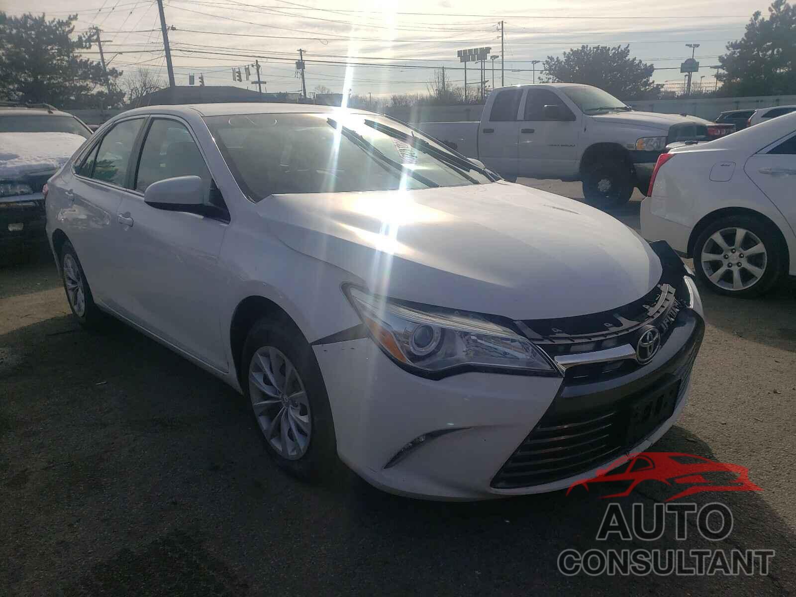 TOYOTA CAMRY 2015 - 5TDZZRFH9JS244162