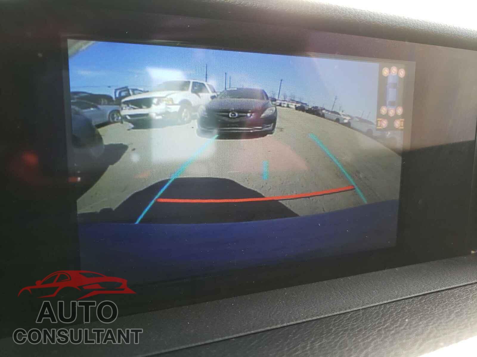 LEXUS IS 2019 - JTHBA1D2XK5094061