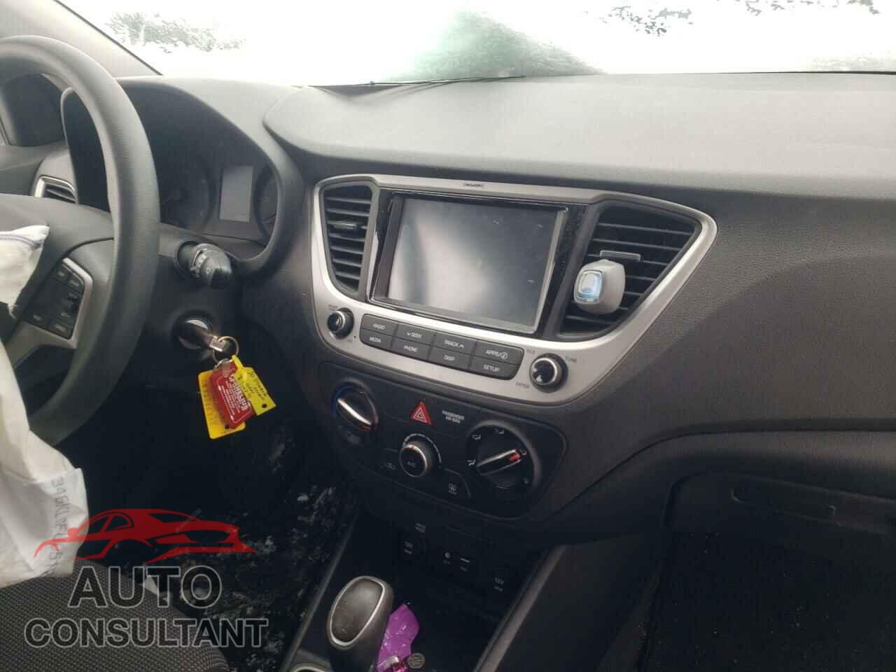 HYUNDAI ACCENT 2020 - 3KPC24A6XLE096992
