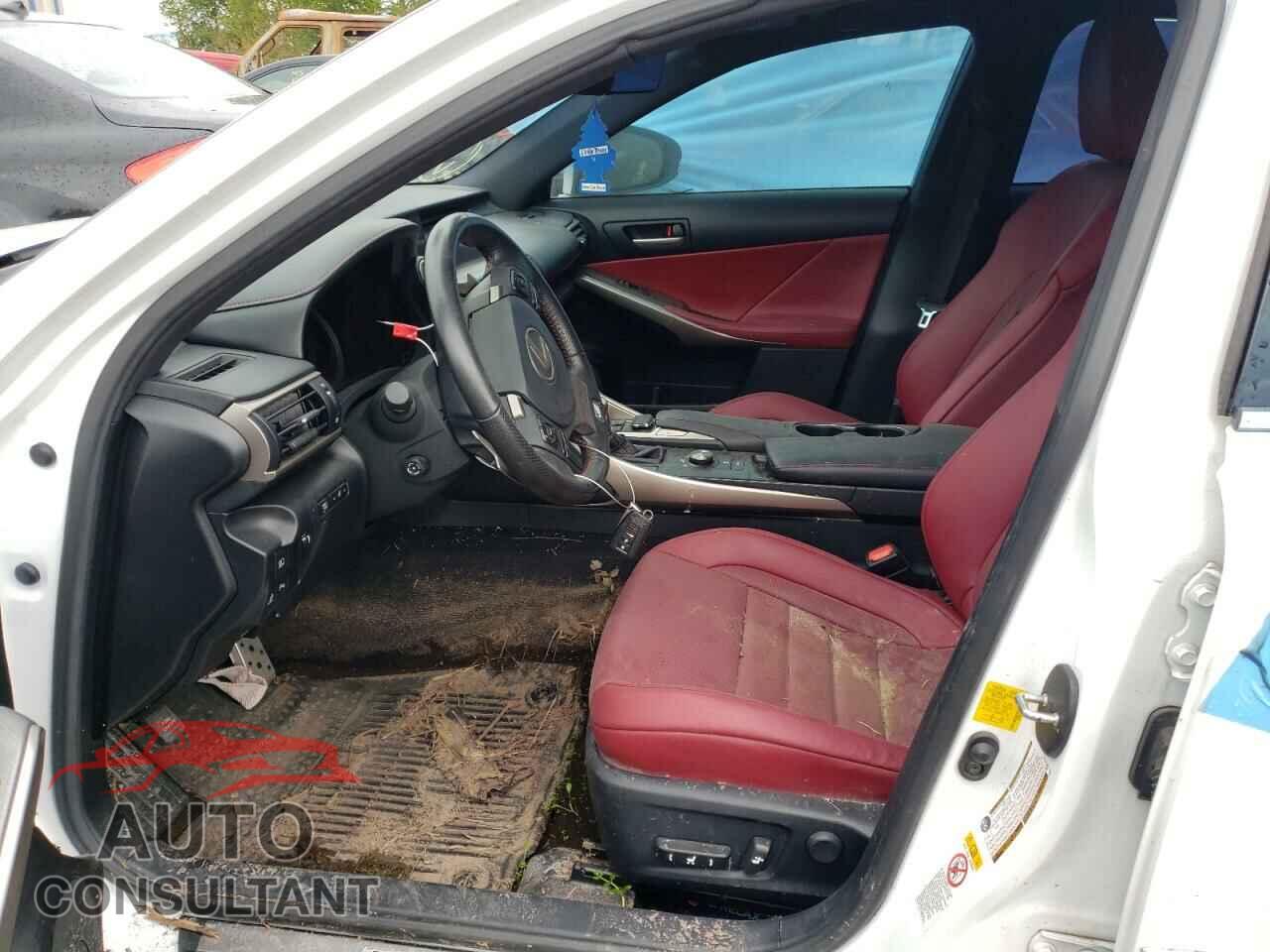 LEXUS IS 2018 - JTHBA1D21J5081312