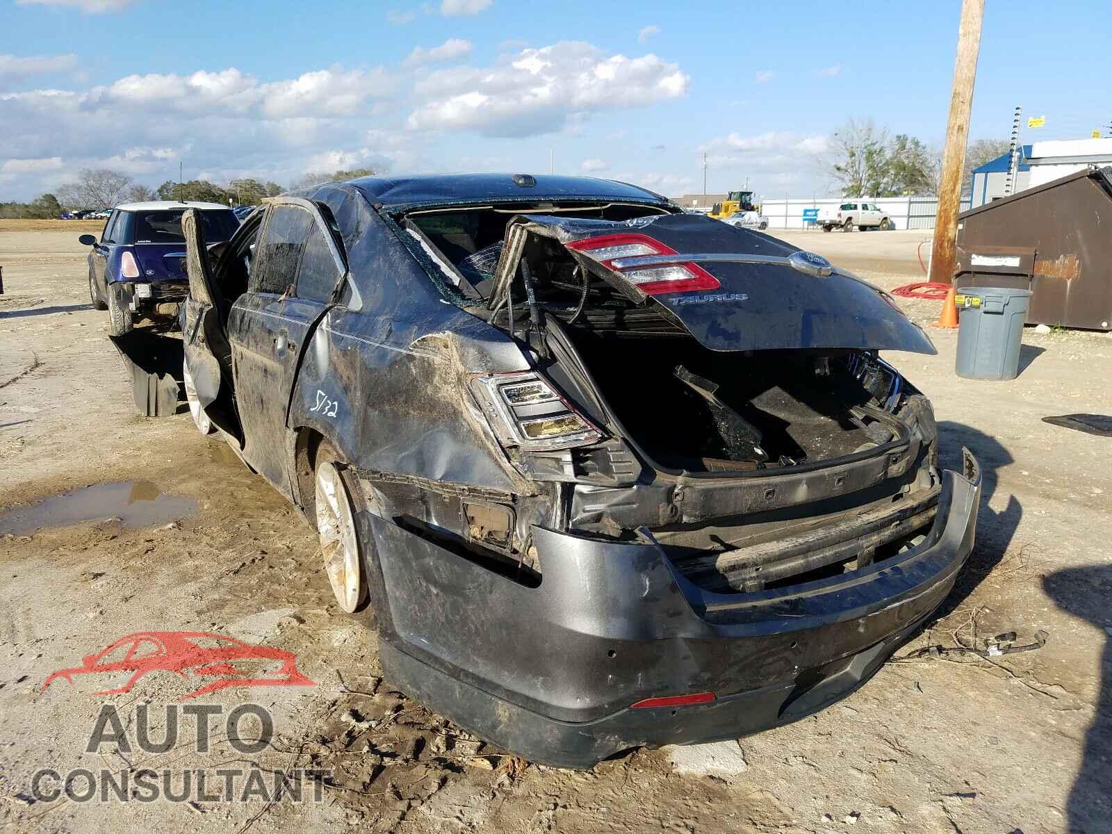 FORD TAURUS 2016 - 1FAHP2E85GG153148