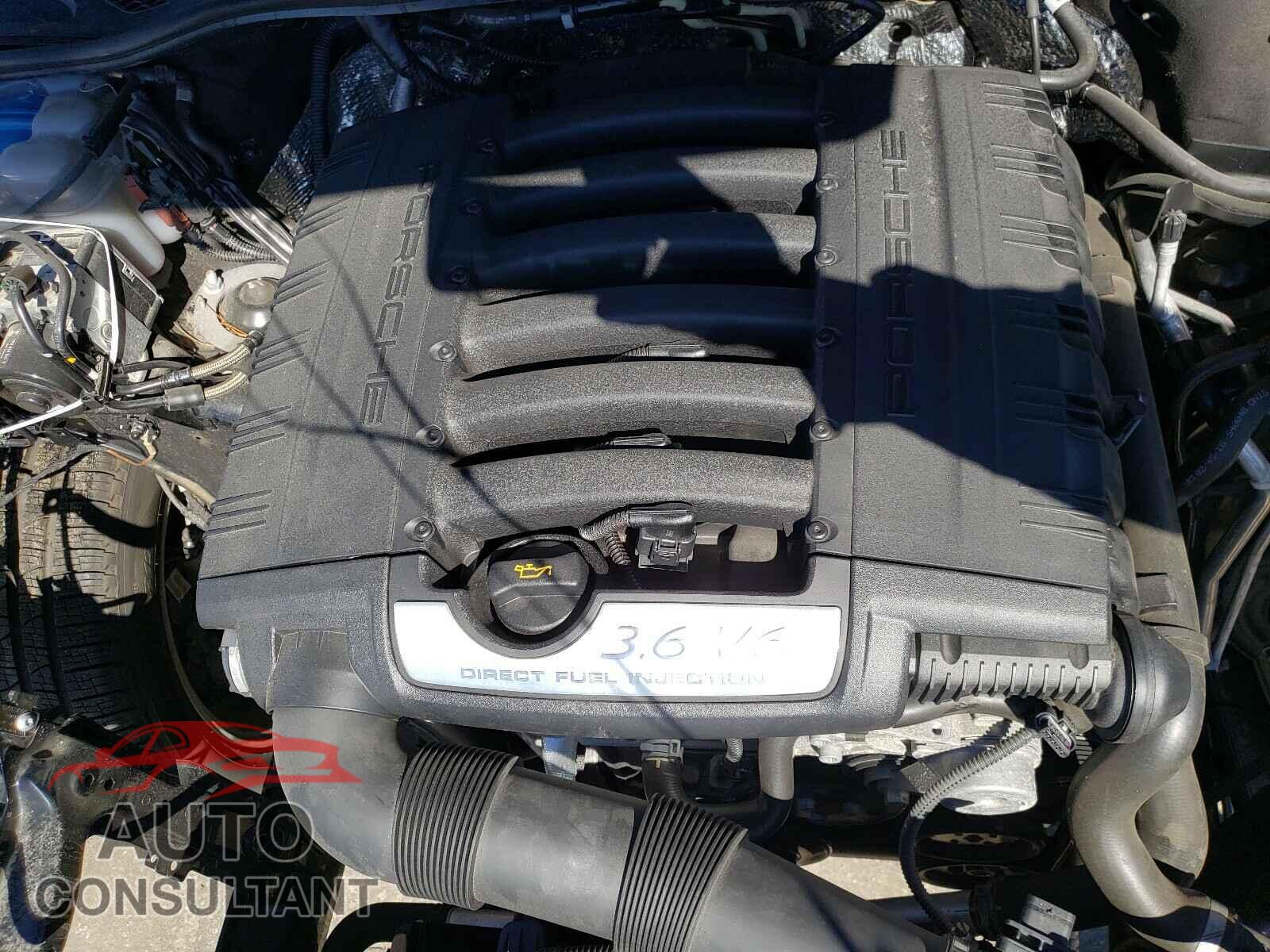 PORSCHE CAYENNE 2016 - WP1AA2A29GKA13145