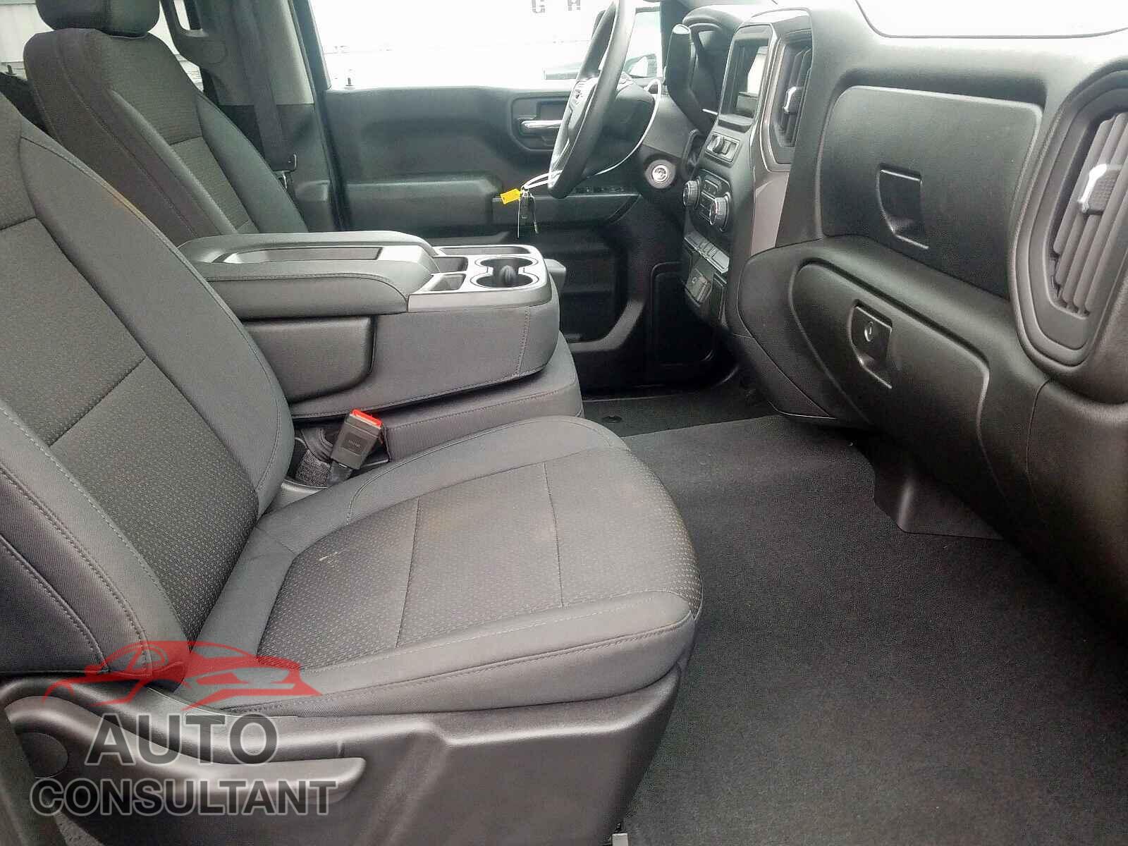 CHEVROLET SILVERADO 2019 - JTMEWRFV8LD545128