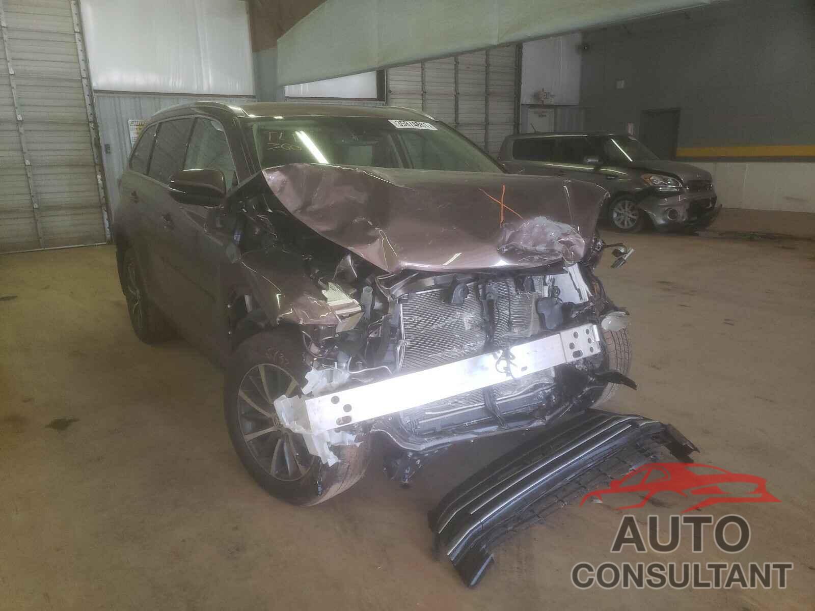 TOYOTA HIGHLANDER 2019 - 5TDJZRFH9KS998824