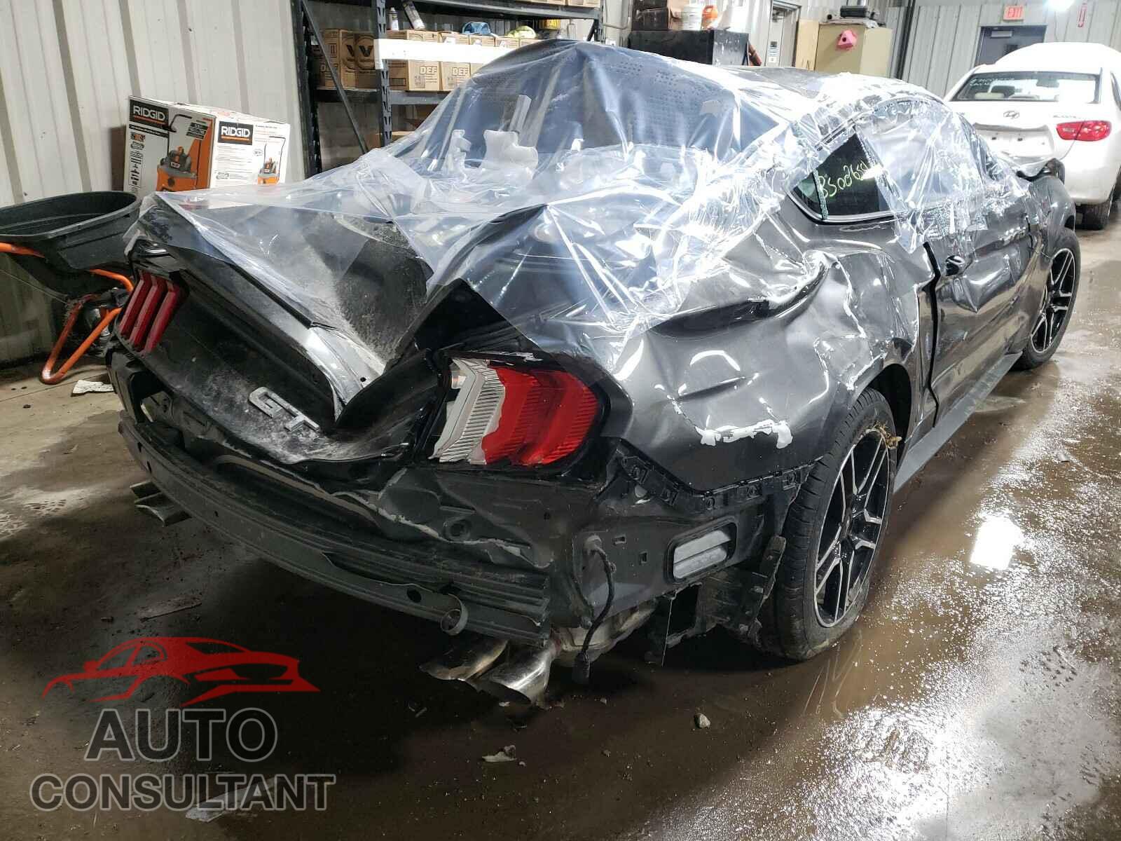 FORD MUSTANG 2020 - 1FA6P8CF3L5111899