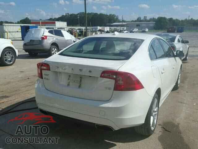 VOLVO S60 2015 - YV140MFD3F1313057