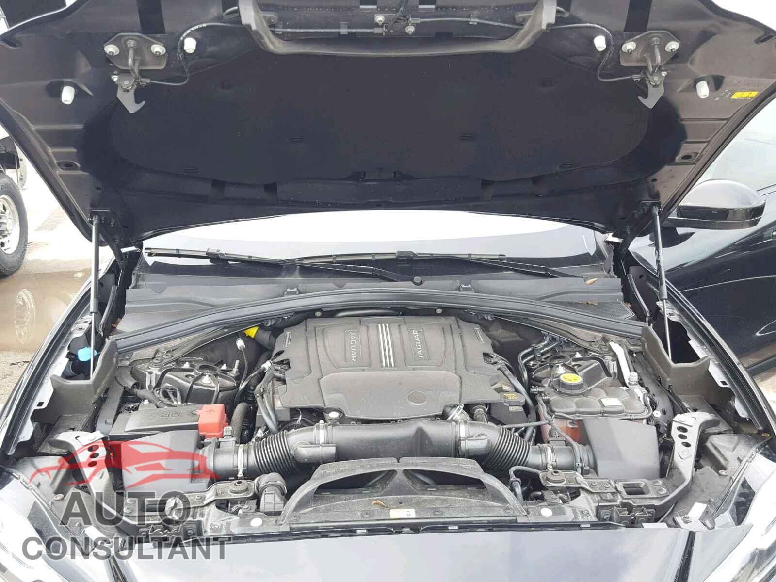 JAGUAR F-PACE 2017 - SADCL2BV7HA891729
