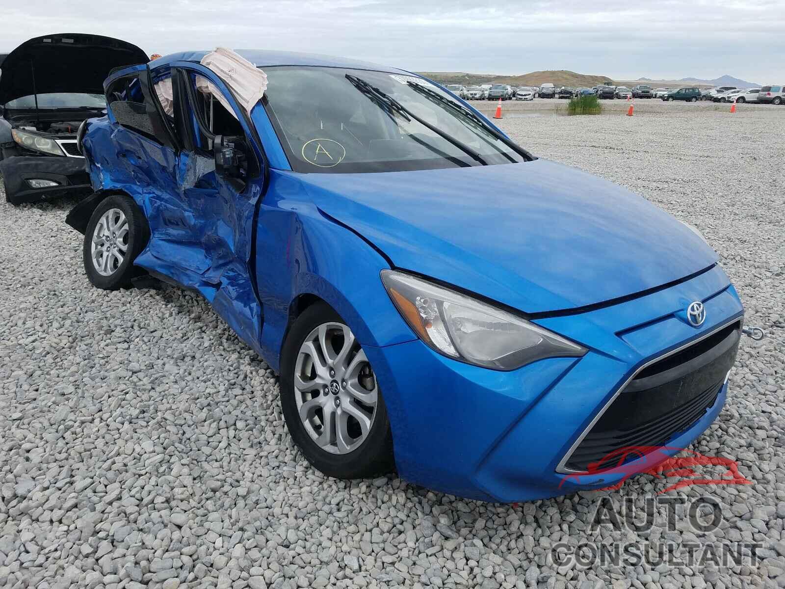 TOYOTA YARIS 2017 - 3MYDLBYV7HY153160