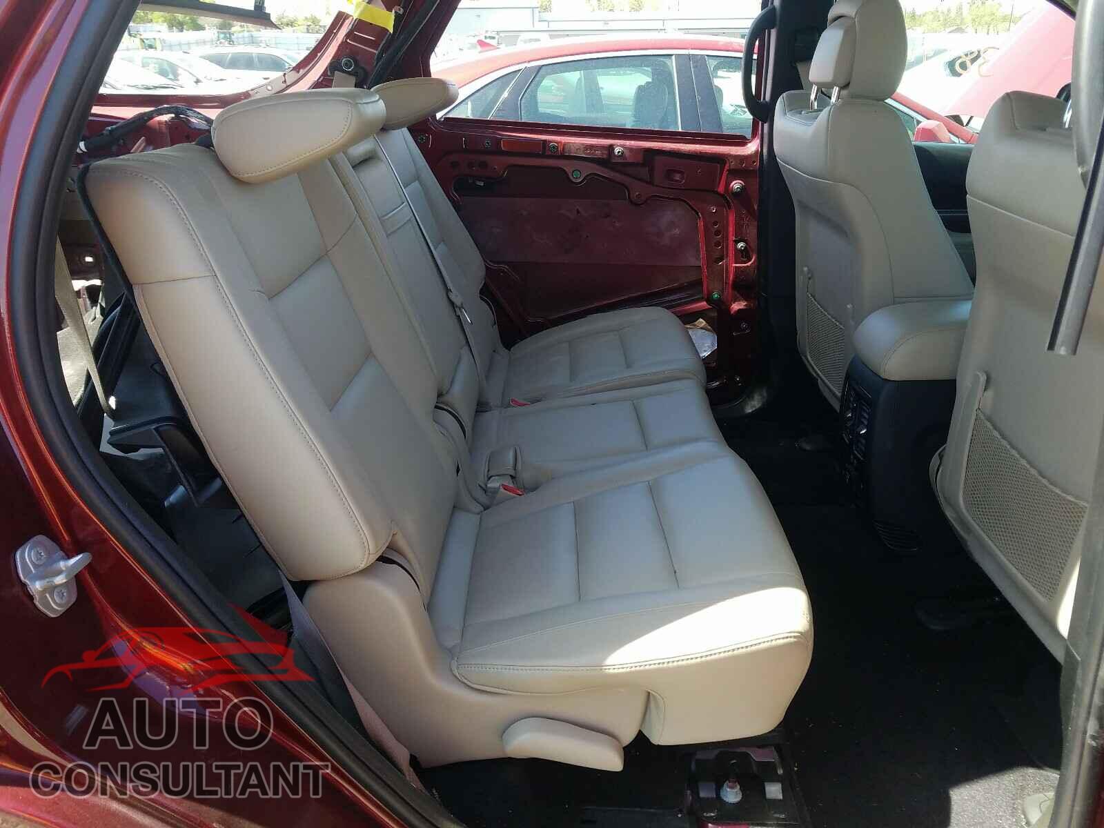 DODGE DURANGO 2018 - 1C4RDJDG8JC290870