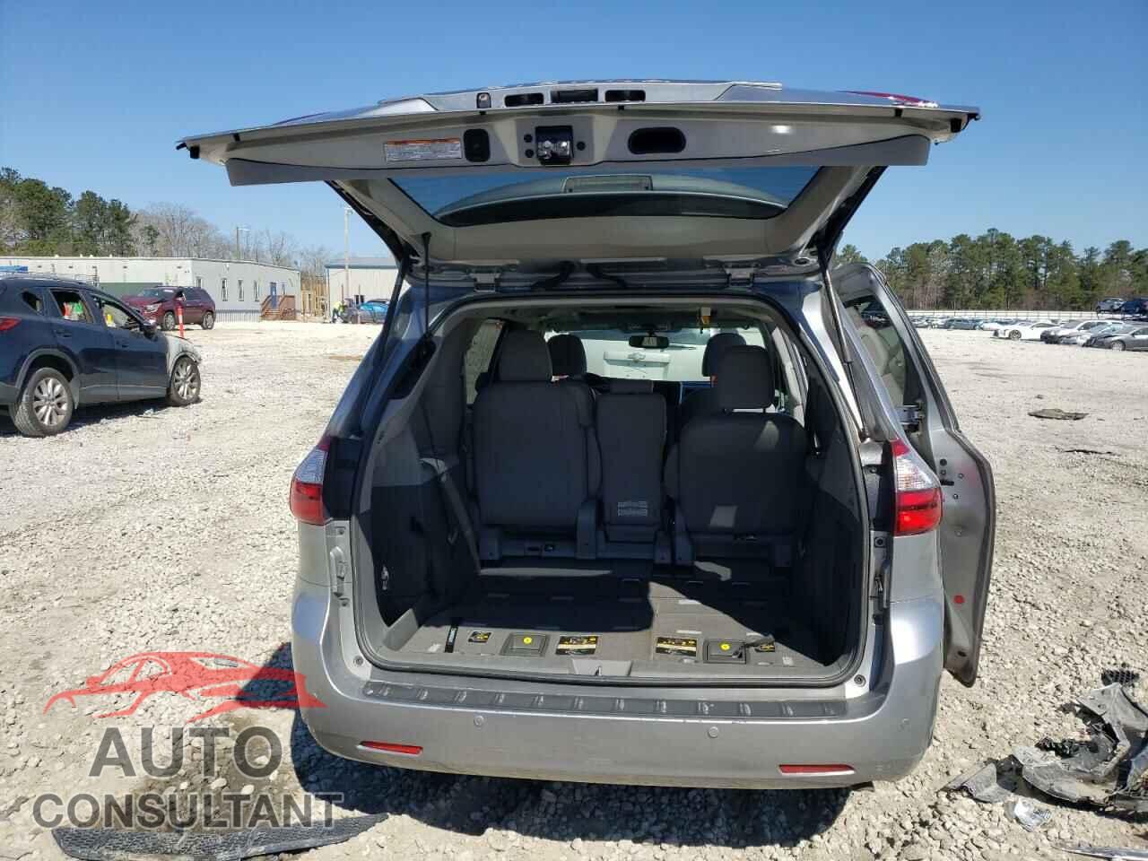 TOYOTA SIENNA 2017 - 5TDYZ3DC2HS819857