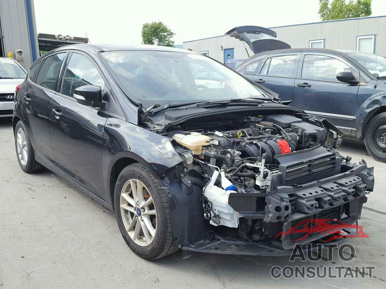 FORD FOCUS 2016 - 1FADP3K26GL261130