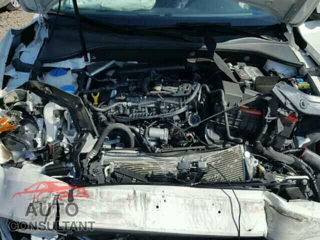 VOLKSWAGEN PASSAT 2015 - 1VWAT7A32FC009459