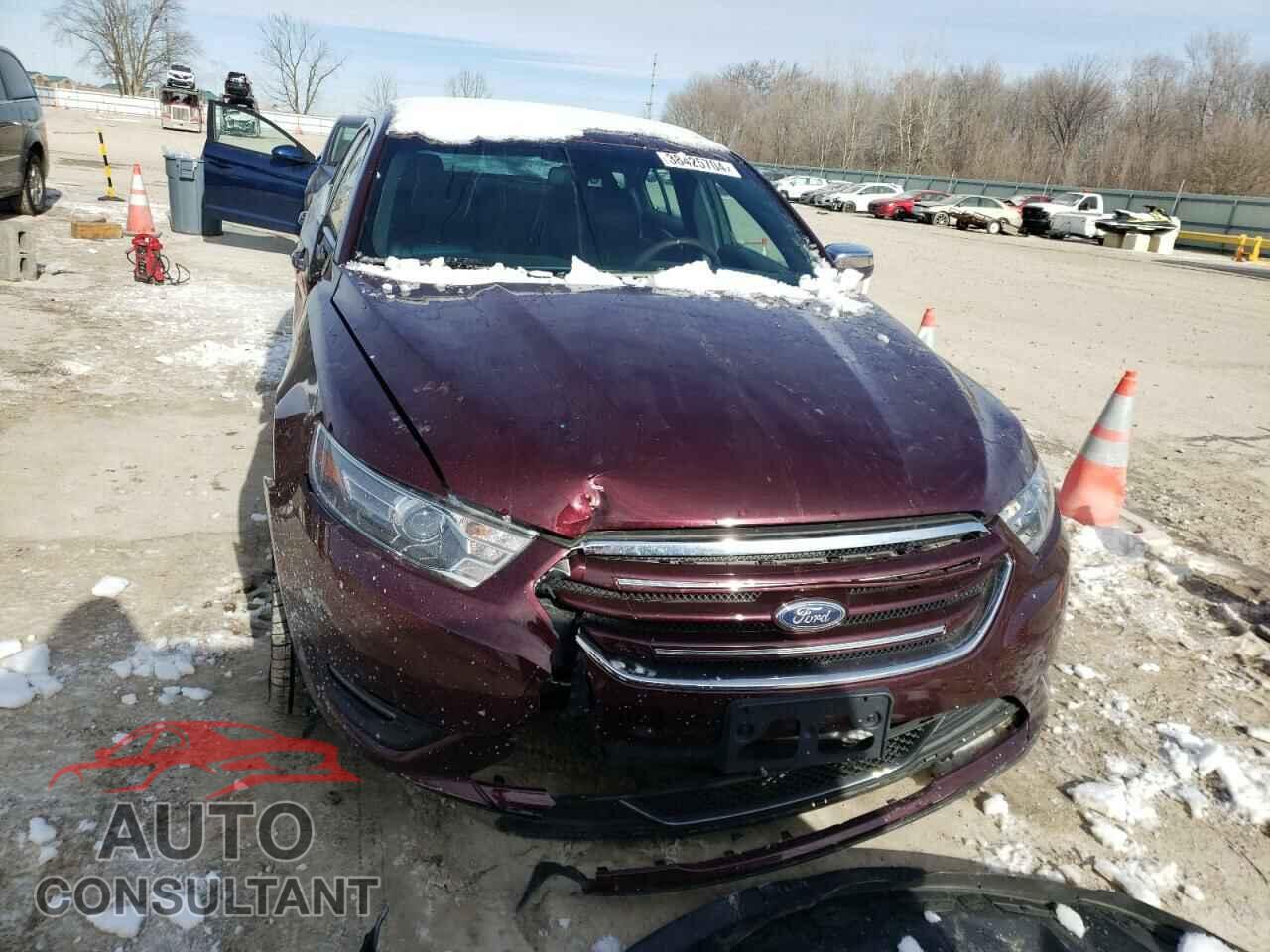 FORD TAURUS 2018 - 1FAHP2F88JG112910