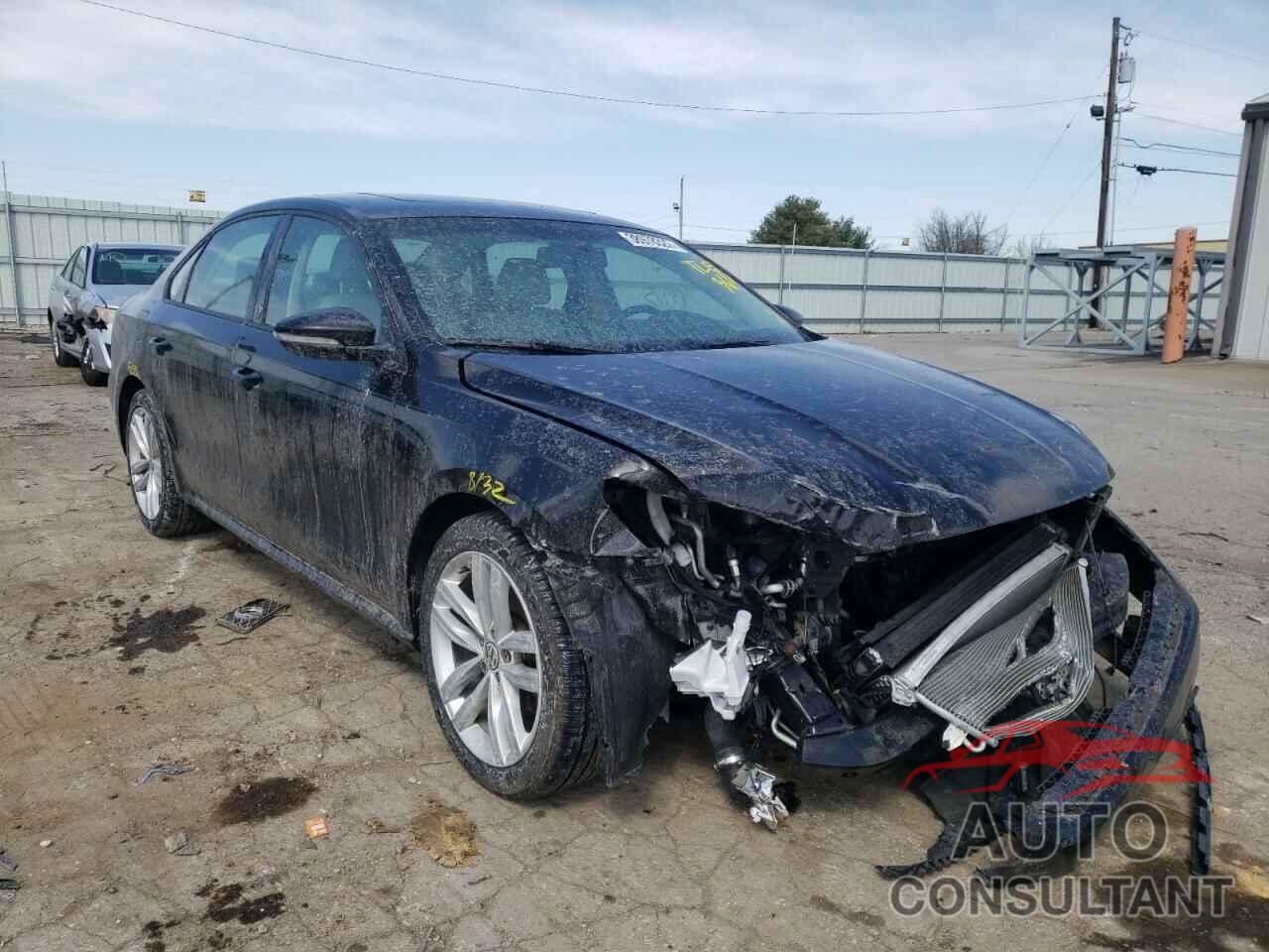 VOLKSWAGEN PASSAT 2019 - 1VWLA7A39KC012982