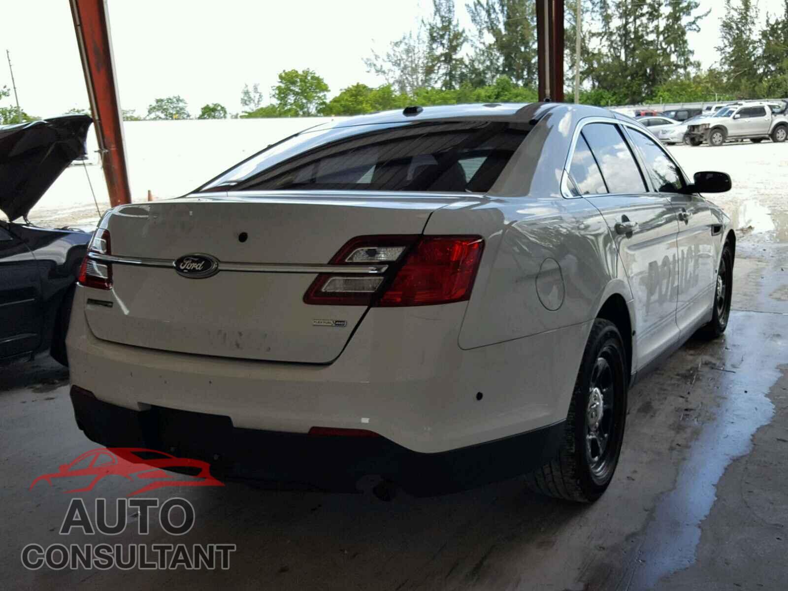 FORD TAURUS 2015 - 1FAHP2MK3FG109239