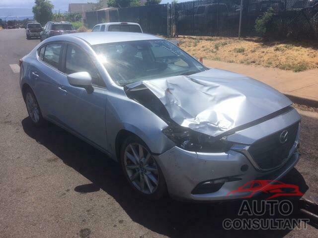 MAZDA 3 2017 - 3MZBN1V78HM112721