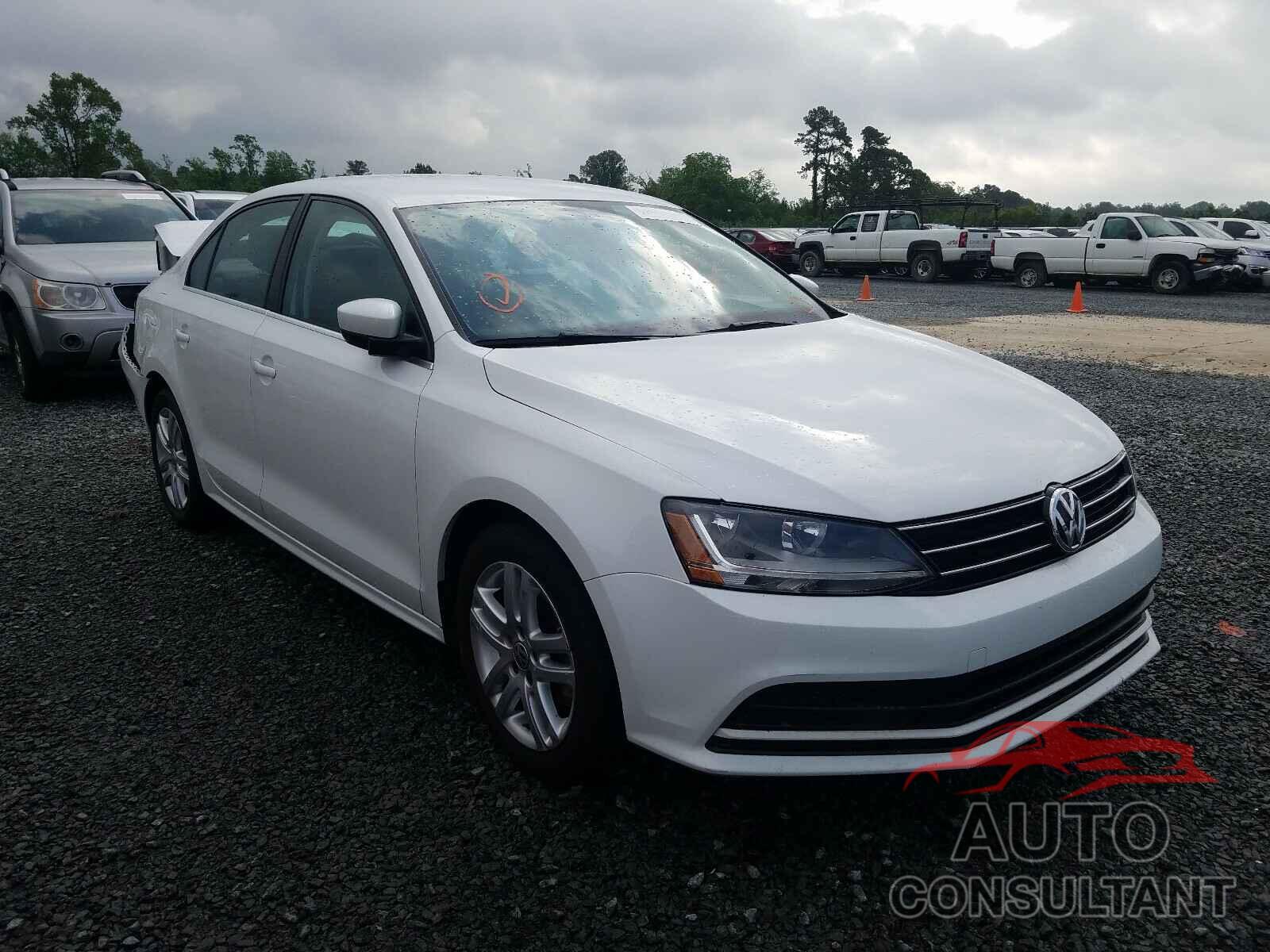 VOLKSWAGEN JETTA 2017 - 3VW2B7AJXHM266862