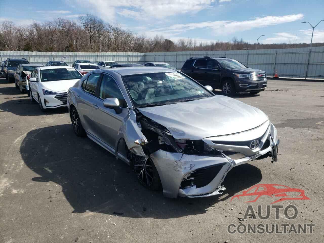 TOYOTA CAMRY 2021 - 4T1G11AK8MU518353