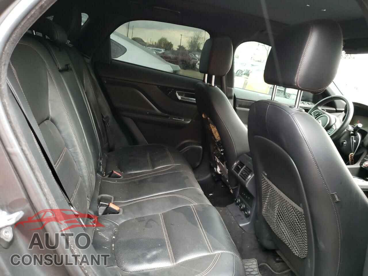 JAGUAR F-PACE 2017 - SADCK2BVXHA498715