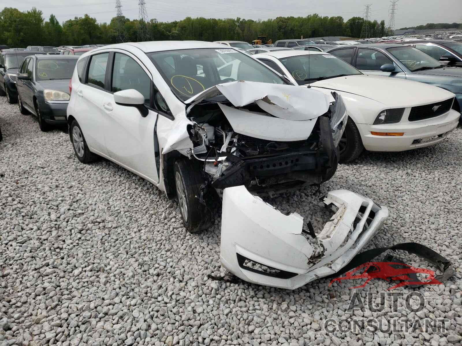 NISSAN VERSA 2018 - 3N1CE2CP0JL355308