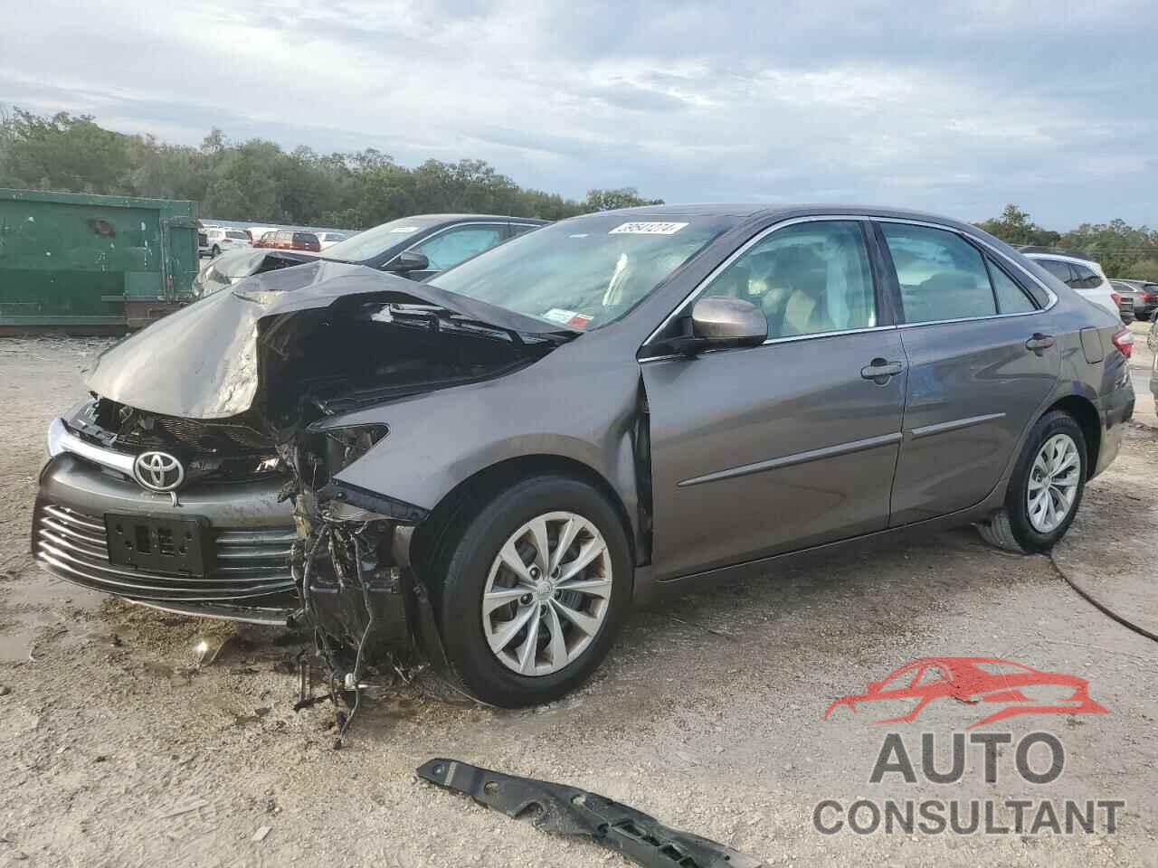 TOYOTA CAMRY 2015 - 4T4BF1FK3FR509749