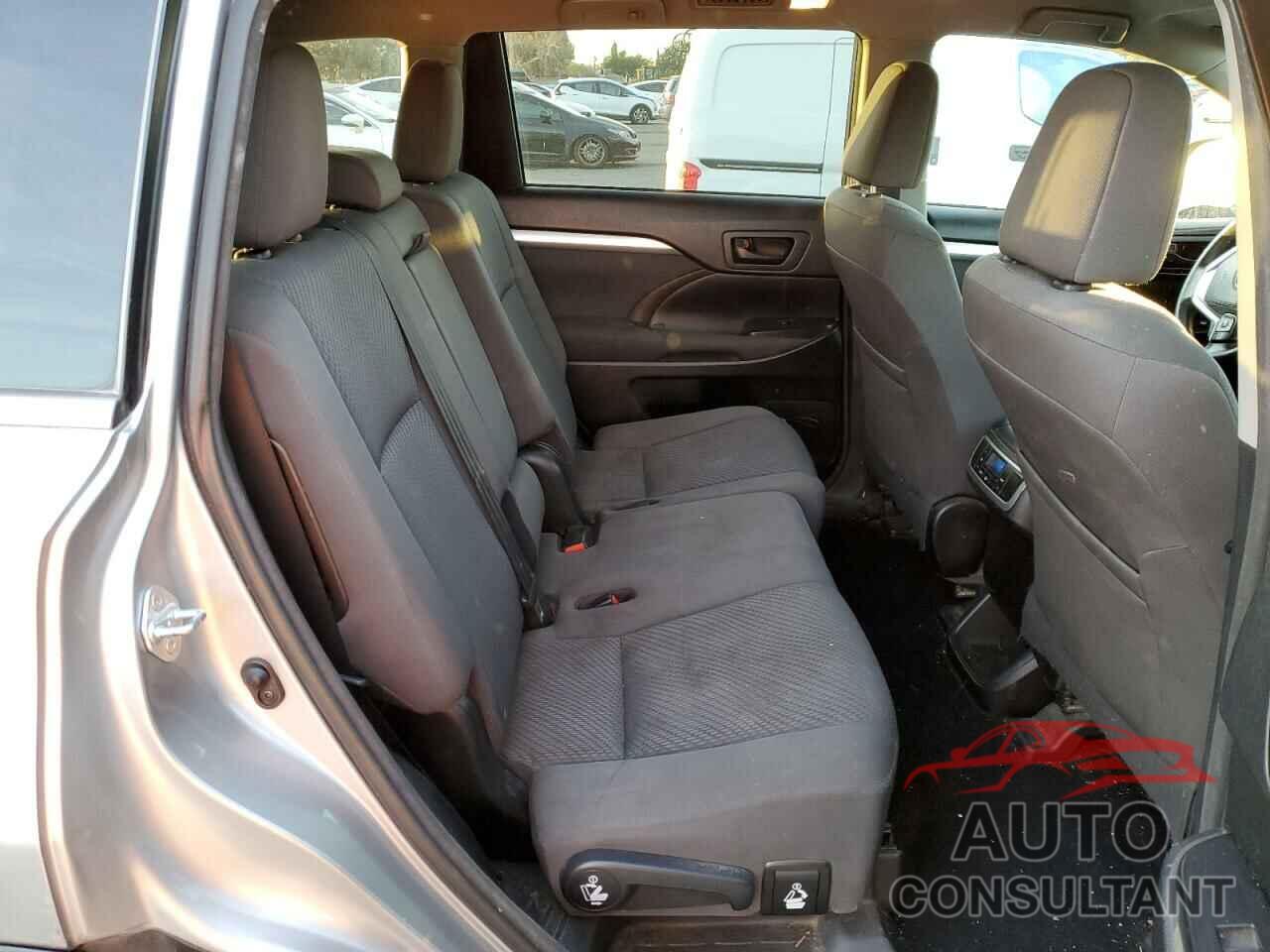 TOYOTA HIGHLANDER 2016 - 5TDZARFH9GS020955