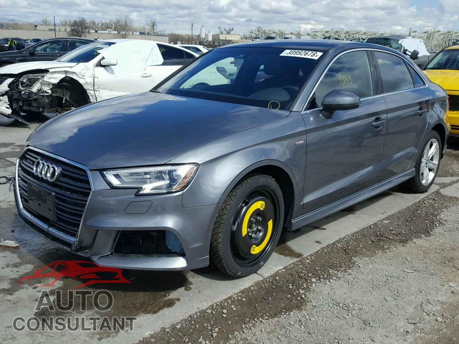 AUDI A3 2018 - WAUJ8GFF0J1001479