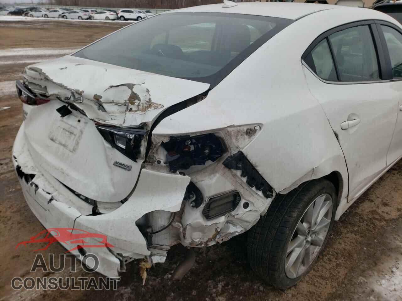 MAZDA 3 2017 - 3MZBN1V73HM150924