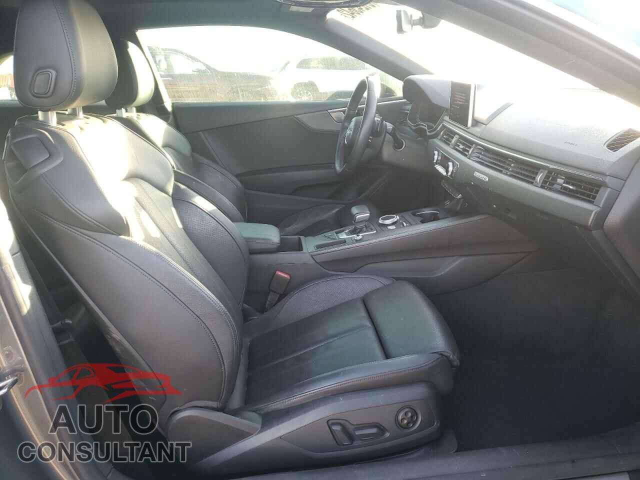AUDI A5 2018 - WAUPNAF55JA041175