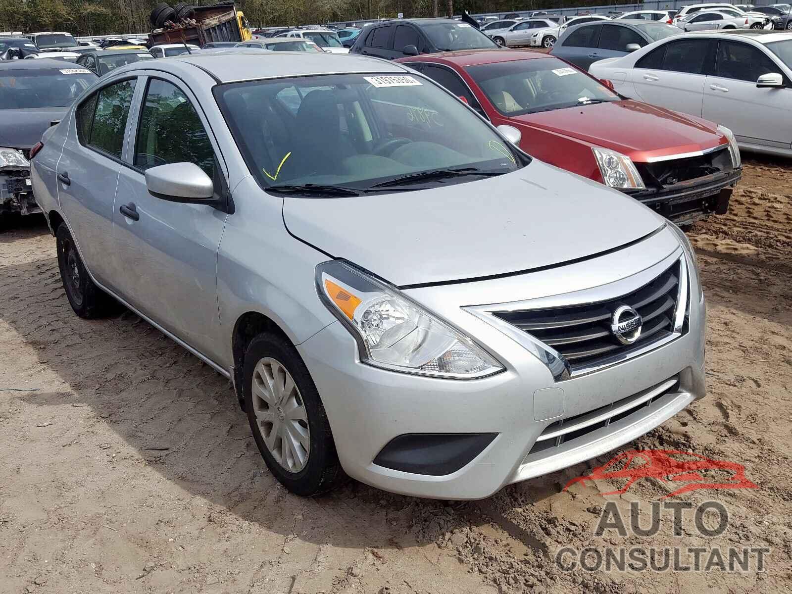 NISSAN VERSA 2017 - 3N1CN7AP8HL843075