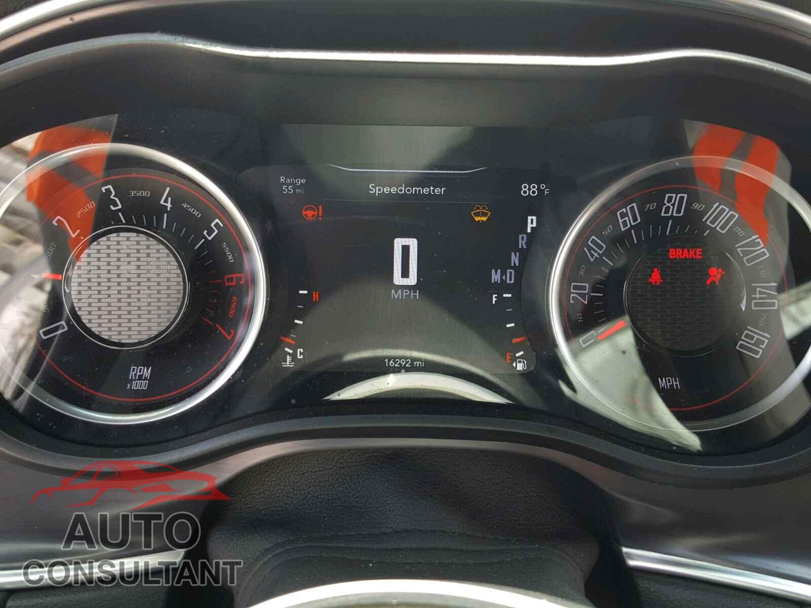 DODGE CHALLENGER 2018 - 2C3CDZBT5JH130984