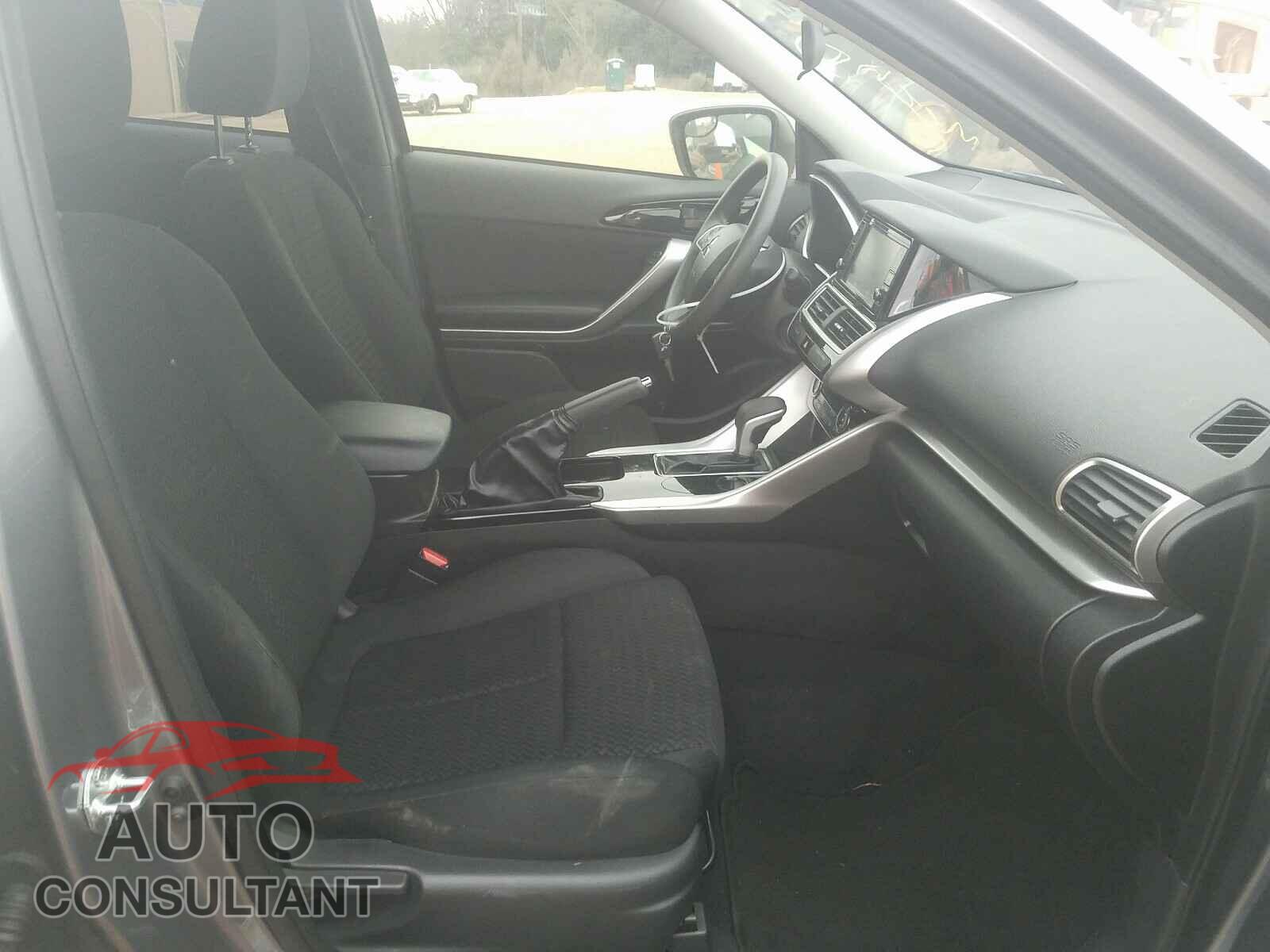 MITSUBISHI ECLIPSE 2018 - JA4AS3AA4JZ037468
