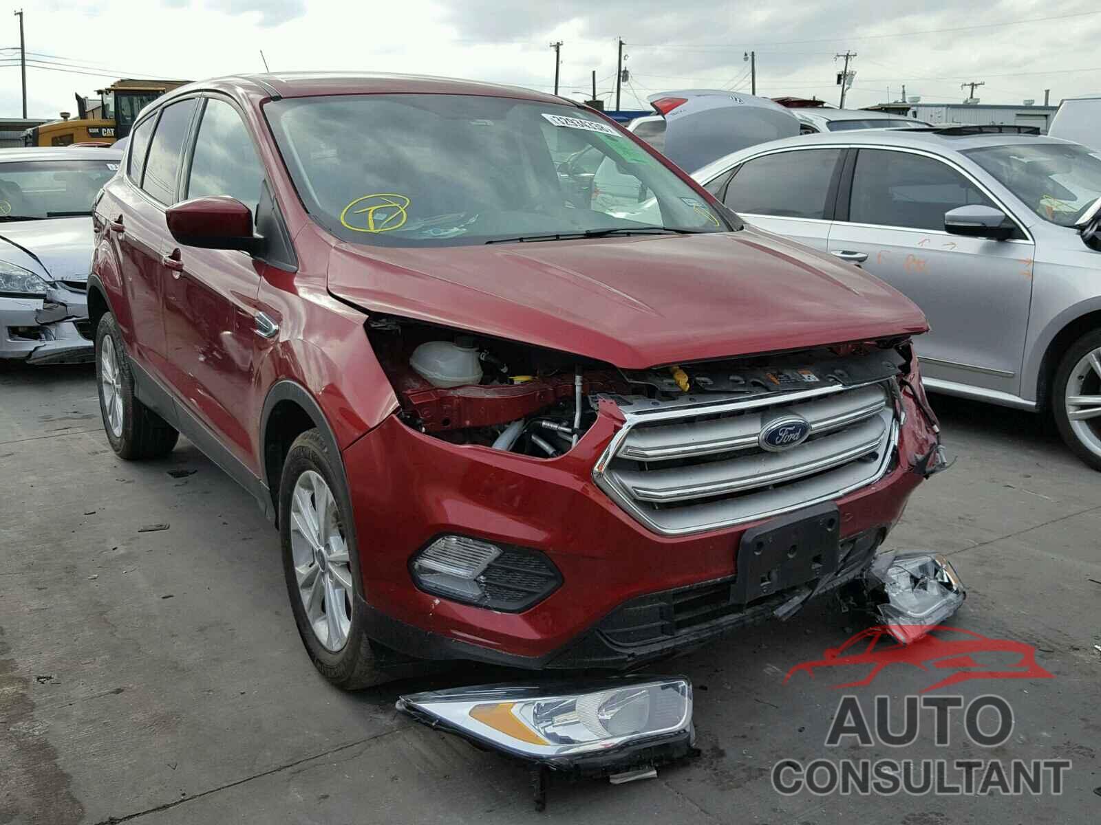 FORD ESCAPE 2017 - 1FMCU0GD6HUD66037