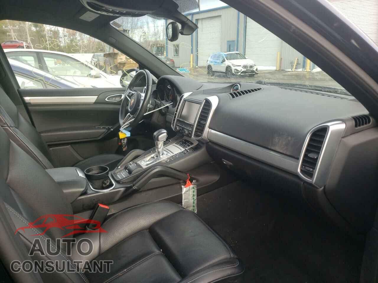 PORSCHE CAYENNE 2016 - WP1AA2A2XGLA08188
