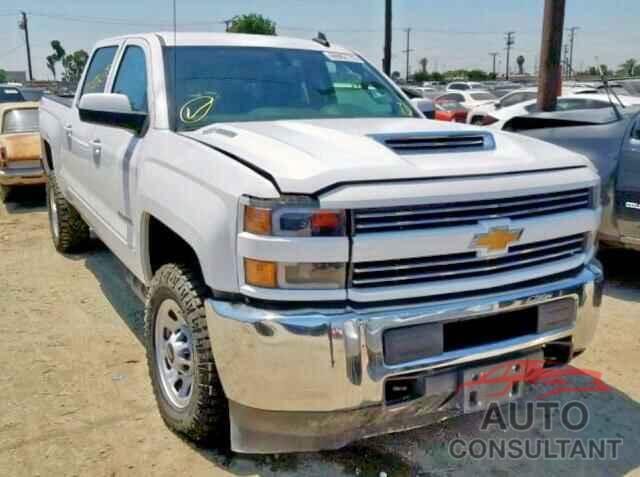 CHEVROLET SILVERADO 2018 - 5YJ3E1EB8NF119731