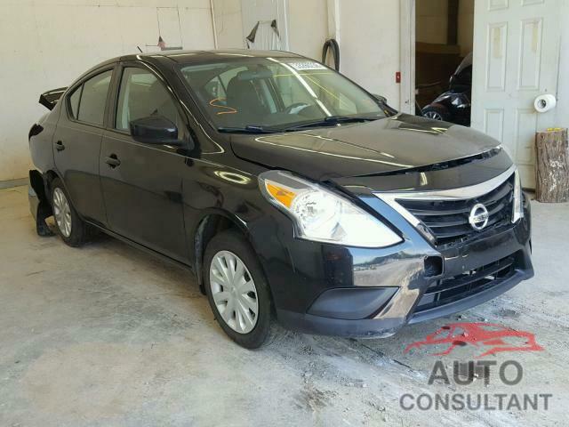 NISSAN VERSA 2016 - 1V2TR2CA4MC577314