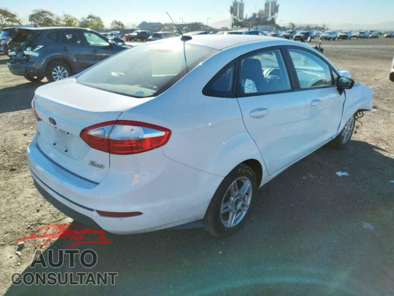 FORD FIESTA 2017 - 3FADP4BJ2HM138504