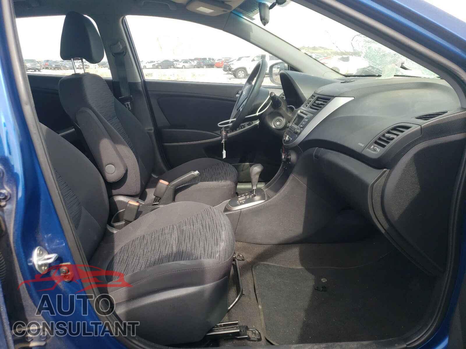 HYUNDAI ACCENT 2017 - KMHCT5AE2HU308301