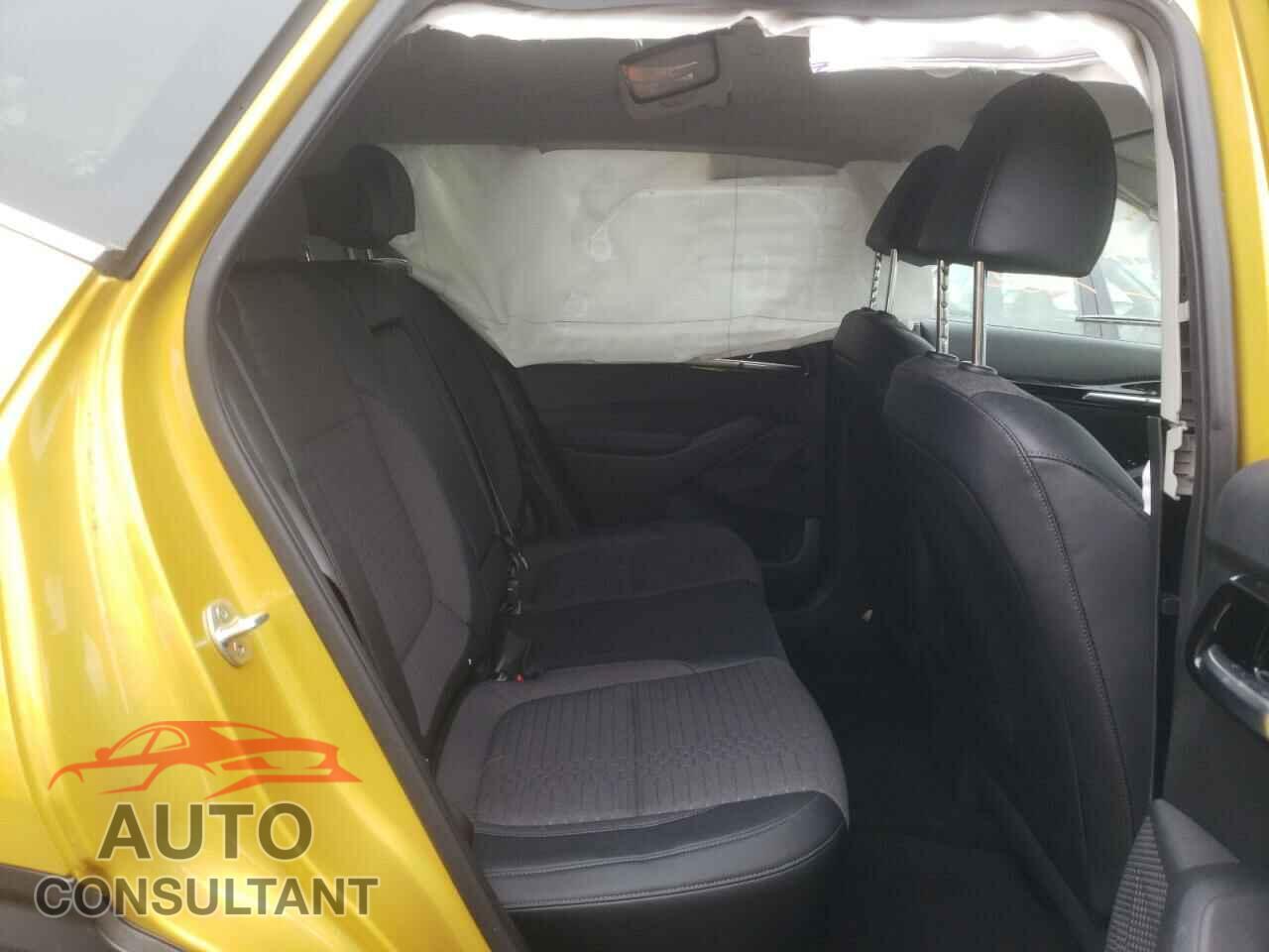KIA SELTOS 2021 - KNDEU2AA2M7123048