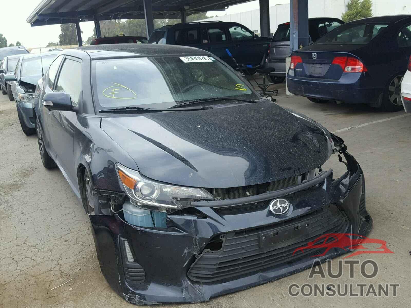 TOYOTA SCION 2015 - JTKJF5C78FJ006830