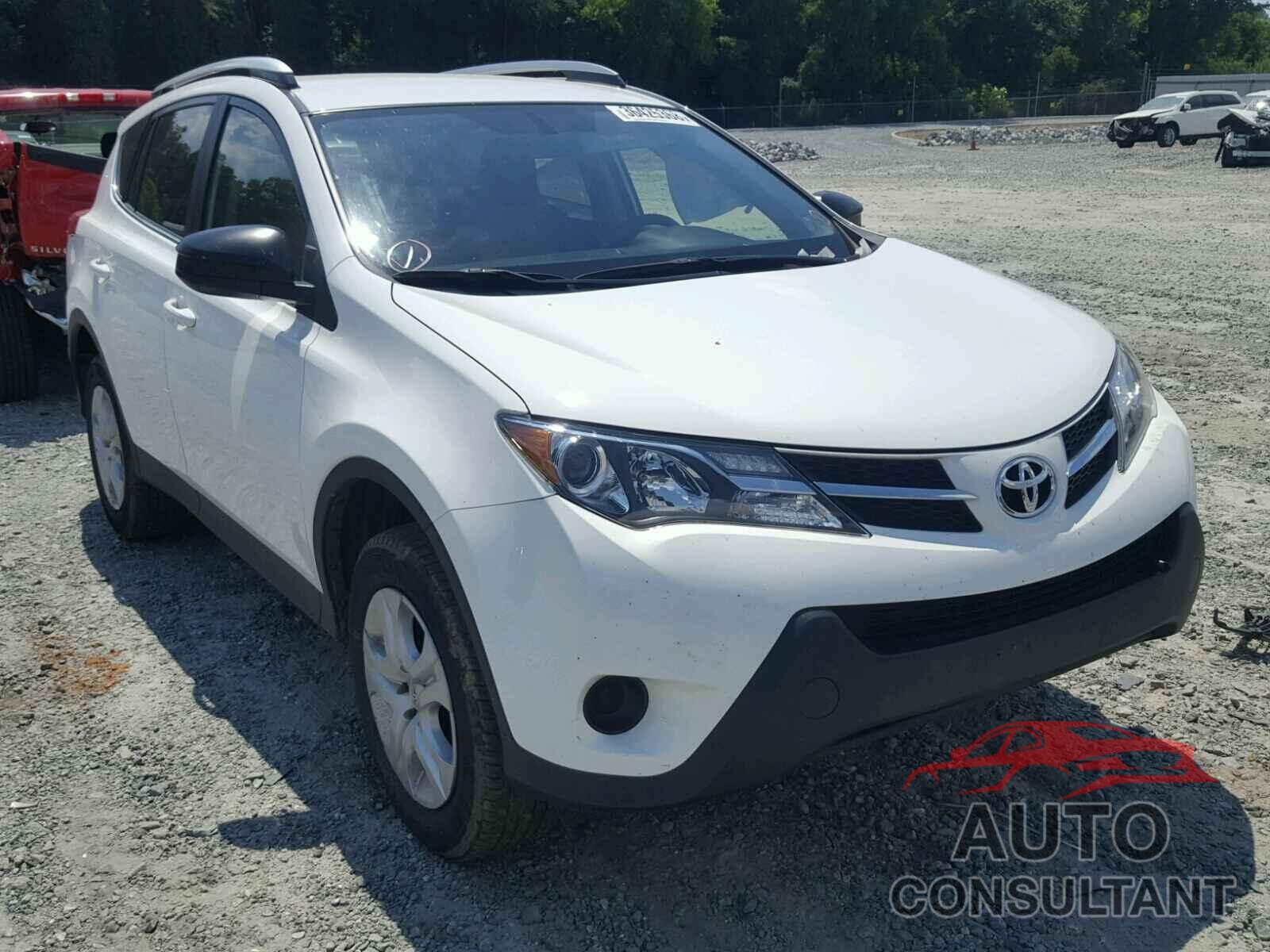 TOYOTA RAV4 LE 2015 - JTMZFREV0FJ026633