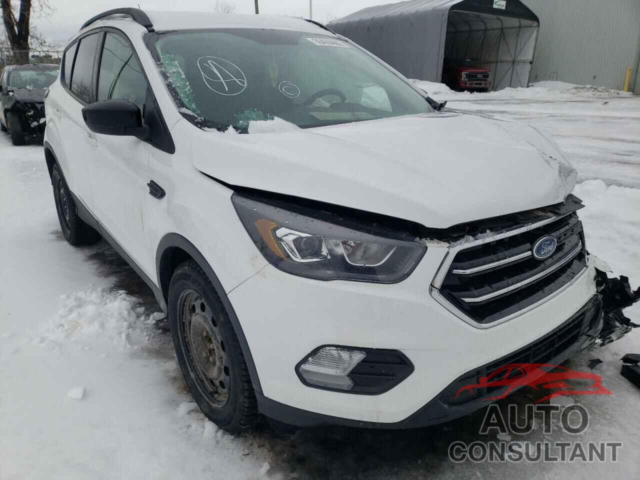 FORD ESCAPE 2018 - 1FMCU0GD6JUD32315