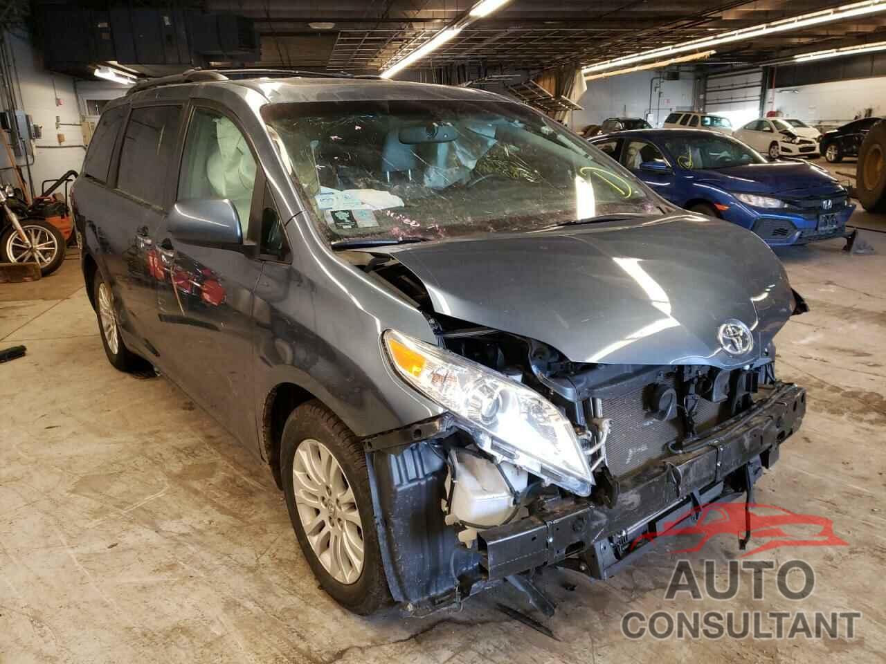 TOYOTA SIENNA 2017 - 5TDYZ3DC5HS790466