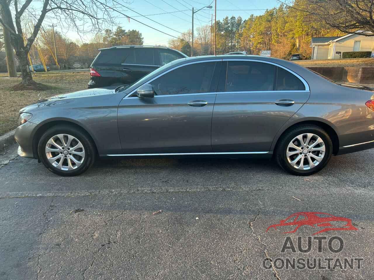 MERCEDES-BENZ E-CLASS 2017 - WDDZF4KB5HA166036