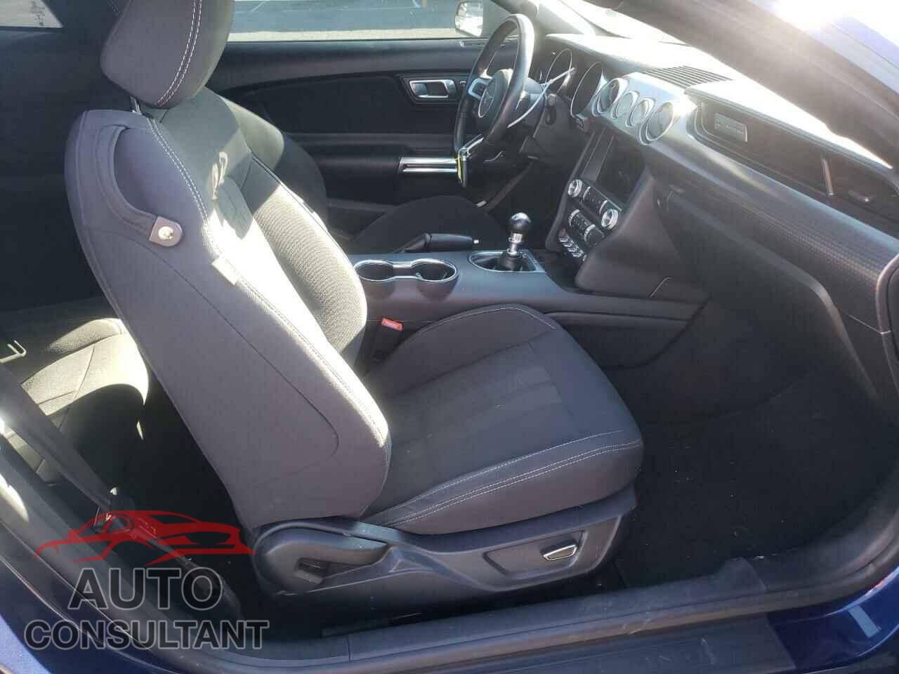 FORD MUSTANG 2018 - 1FA6P8TH8J5172499