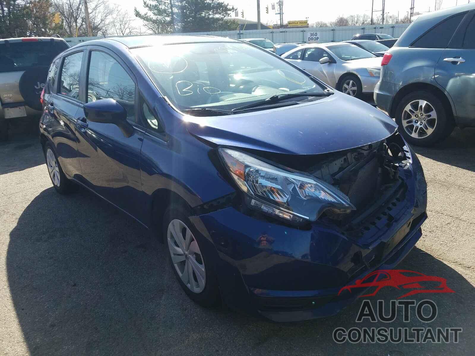 NISSAN VERSA 2018 - 3N1CE2CP7JL360022
